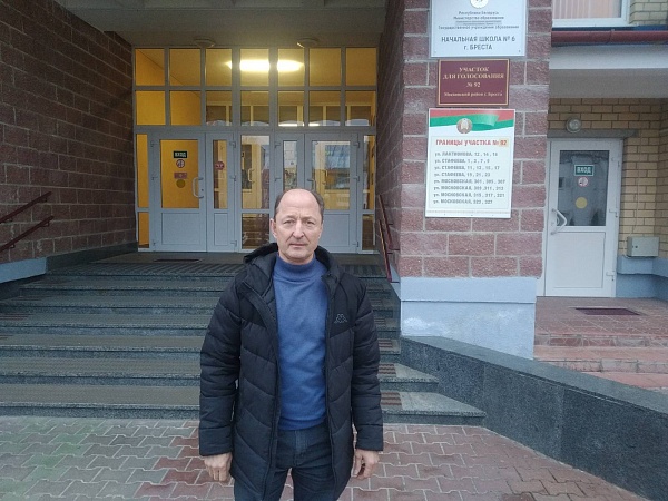 Досрочное голосование продолжается 