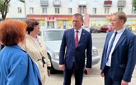 Министр юстиции посетил нотариальную контору Оршанского района и г. Орши
