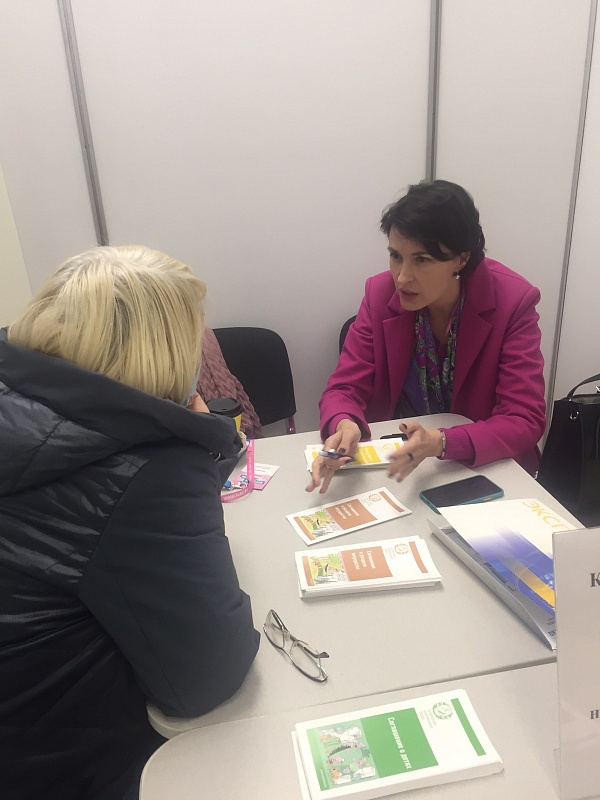 Консультации нотариусов прошли на выставке «Материнство и детство»