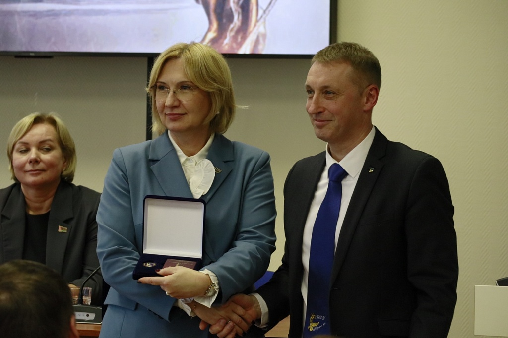 Преподаватели юридического факультета БГУ удостоены наград Белорусской нотариальной палаты