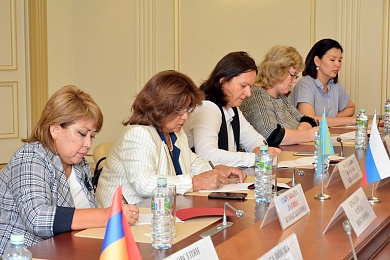Стажировка нотариусов стран-участниц ЕАЭС состоялась в Москве
