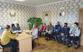 Нотариус Брестского нотариального округа Любовь Литвина провела встречу в День семьи 